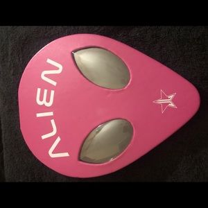 Jeffree Star Alien Palette